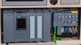 Siemens SIMATIC: эволюция программируемых контроллеров и их роль в современной автоматизации